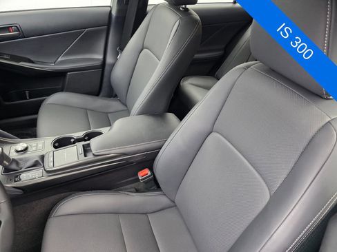 Used 2023 Lexus IS 300 w/ Premium Package RWD image 11