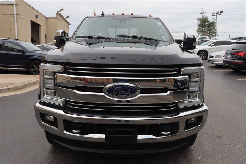 Used 2019 Ford F250 Lariat w/ Lariat Ultimate Package AWD/4WD image 2