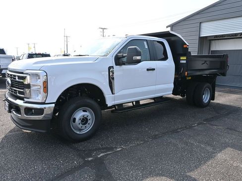 New 2025 Ford F350 XL w/ XL Chrome Package AWD/4WD image 4
