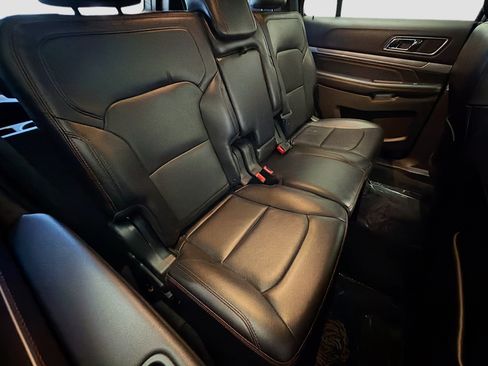 Used 2019 Ford Explorer Sport AWD/4WD image 15