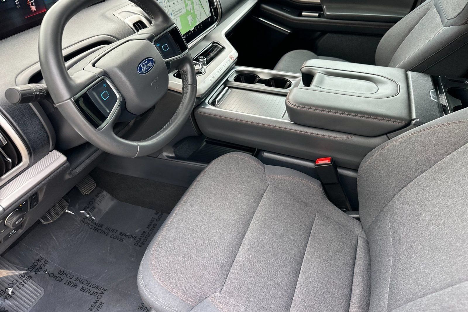 Used 2025 Ford Expedition Active AWD/4WD image 10