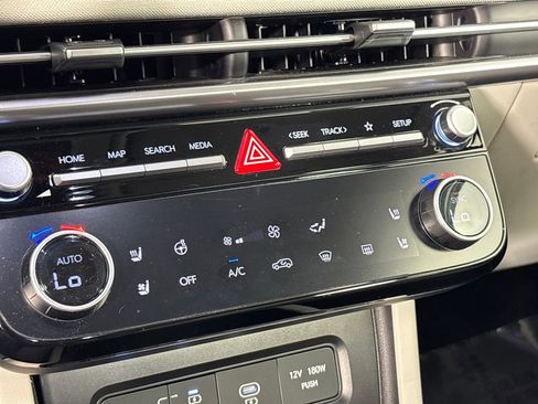 Used 2025 Hyundai Tucson Limited image 20