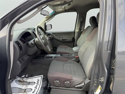 Used 2010 Nissan Xterra Off-Road image 11