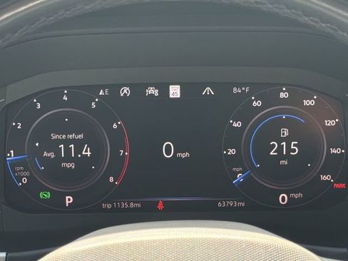 Certified 2020 Volkswagen Atlas Cross Sport SEL Premium AWD/4WD image 28