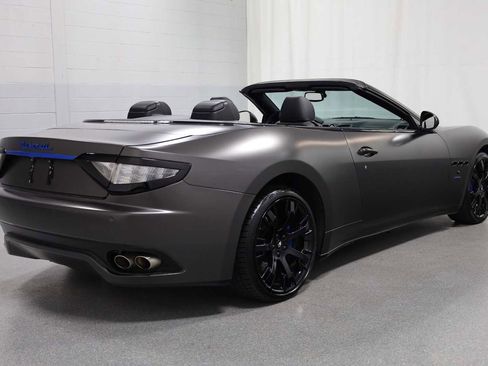 Used 2016 Maserati GranTurismo Convertible image 9