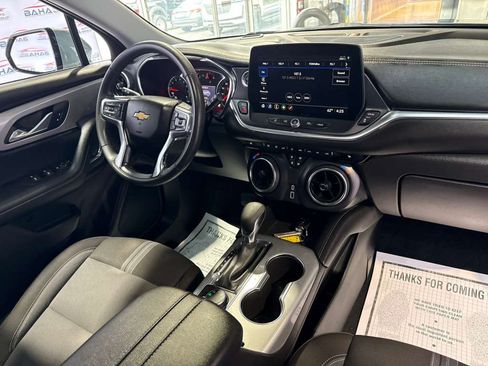 Used 2025 Chevrolet Blazer LT AWD/4WD image 56