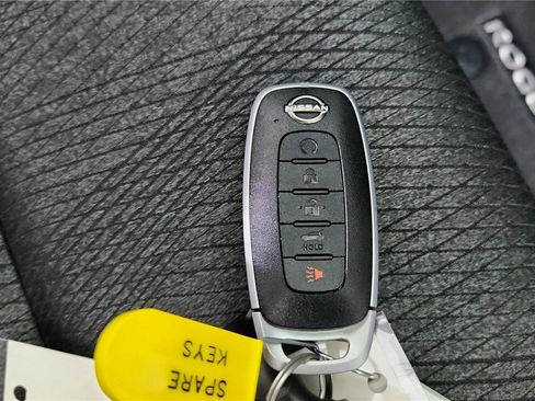 New 2026 Nissan Rogue SV image 27