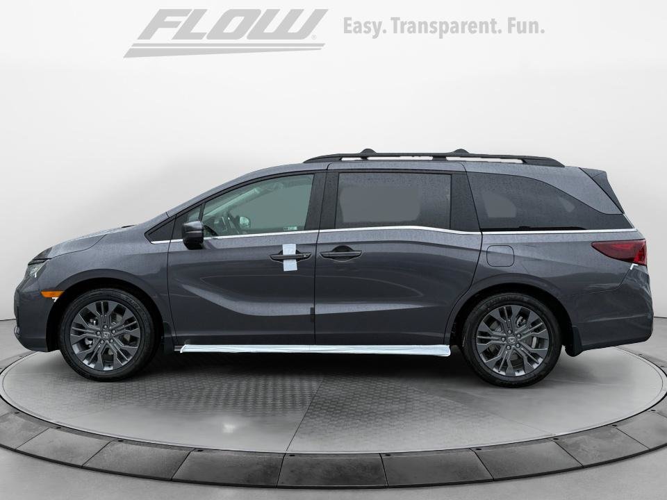 New 2027 Honda Odyssey Touring image 4