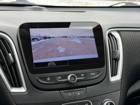 Used 2024 Chevrolet Malibu LT image 23