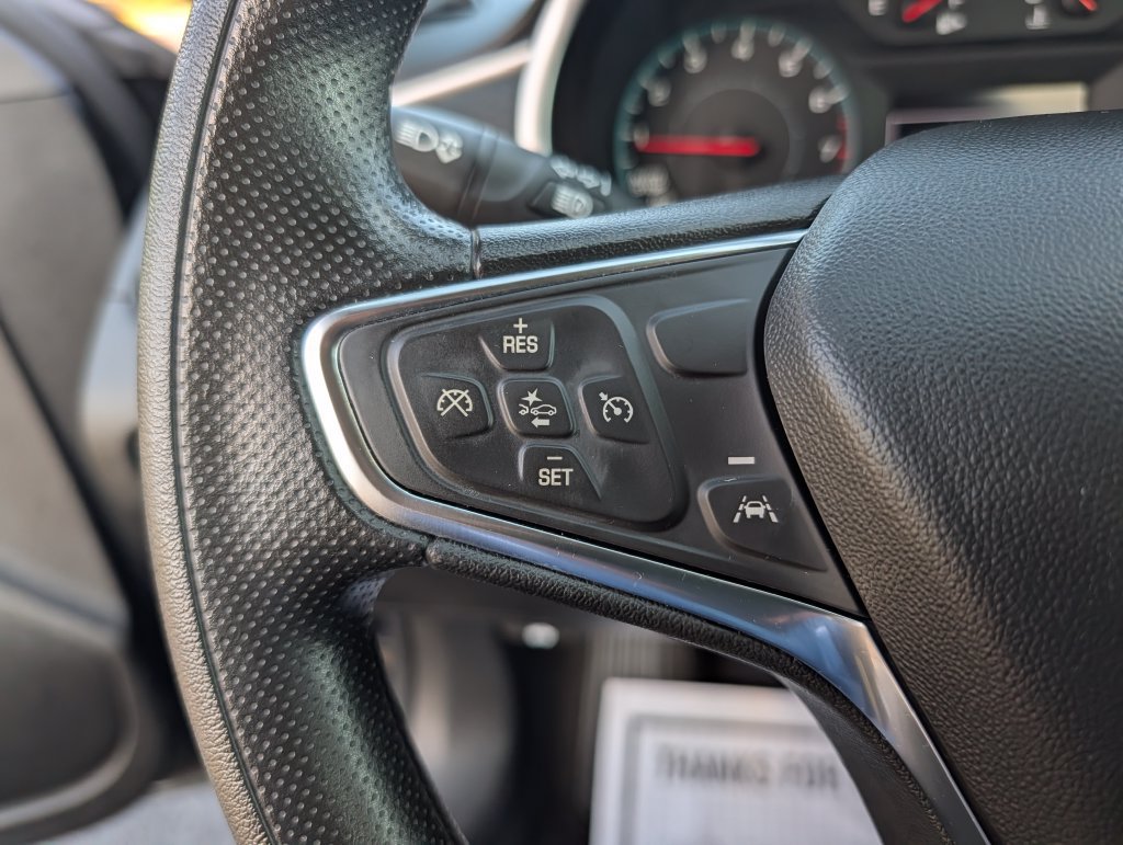 Used 2025 Chevrolet Malibu LT FWD image 9