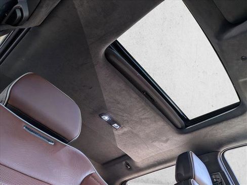 Used 2024 GMC Sierra 3500 Denali Ultimate image 20