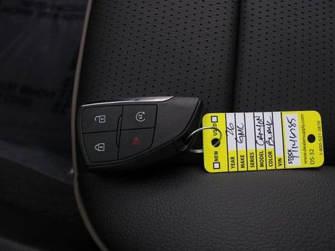 New 2026 GMC Canyon Denali image 8