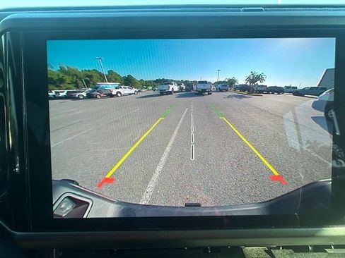 Used 2026 Jeep Gladiator Sport AWD/4WD image 14