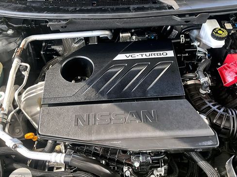 Certified 2025 Nissan Rogue SV FWD image 32