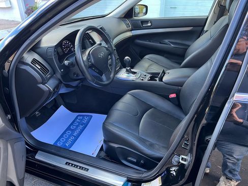 Used 2013 INFINITI G37 x Sedan w/ Premium Pkg image 7