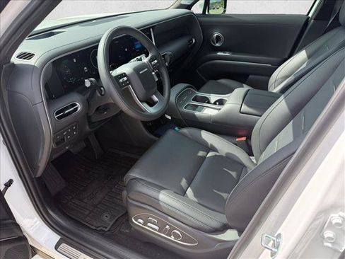 New 2026 Hyundai Palisade Calligraphy FWD image 3