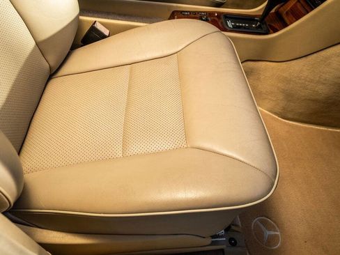 Used 1995 Mercedes-Benz E 320 Sedan image 50