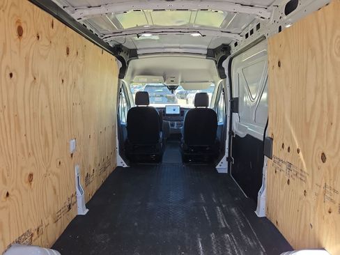 Used 2023 Ford E-Transit Medium Roof RWD image 31