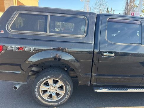 Used 2017 Ford F150 XLT w/ Equipment Group 302A Luxury image 8