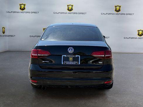 Used 2018 Volkswagen Jetta Wolfsburg Edition FWD image 4