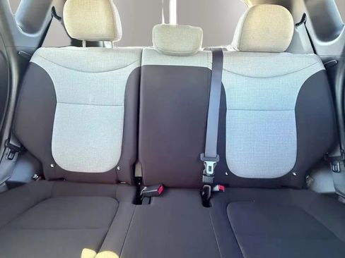Used 2019 Kia Soul FWD image 11