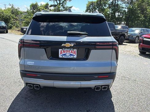New 2026 Chevrolet Traverse LT FWD image 6