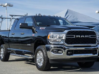 Used 2022 RAM 2500 Big Horn w/ Safety Group B