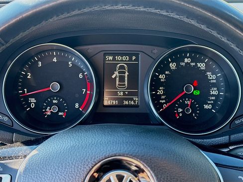 Used 2016 Volkswagen Passat 1.8T SE image 11