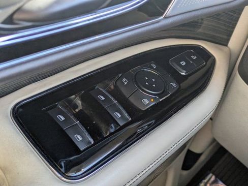 Used 2021 Lincoln Navigator Black Label w/ Cargo Convenience Package image 20