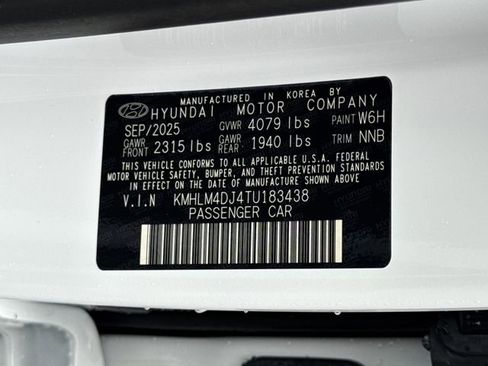 New 2026 Hyundai Elantra Blue image 32