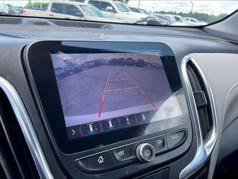 Used 2020 Chevrolet Equinox Premier FWD image 13