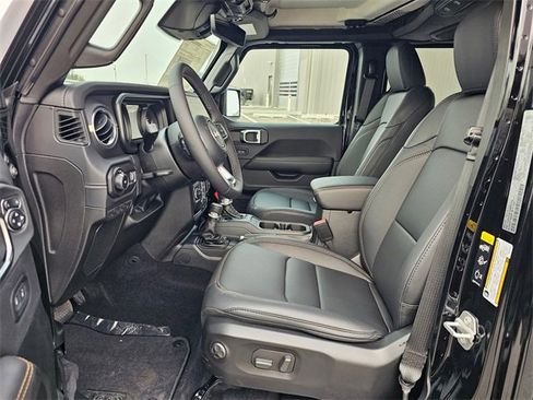 New 2025 Jeep Wrangler Sahara image 11