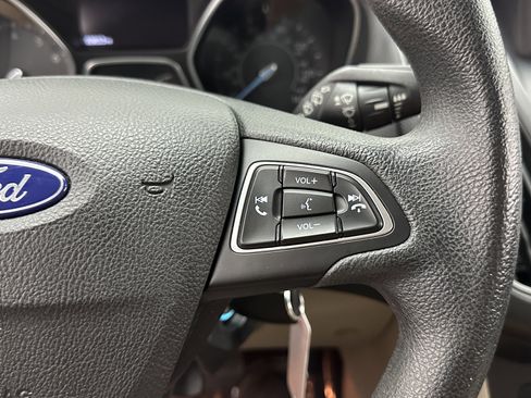 Used 2018 Ford Focus SE image 19