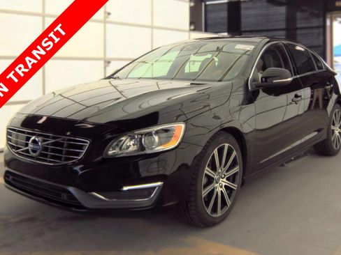 Used 2017 Volvo S60 T5 Inscription Platinum w/ Climate Package AWD/4WD image 1