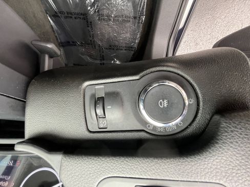 Used 2014 Buick Regal FWD image 24