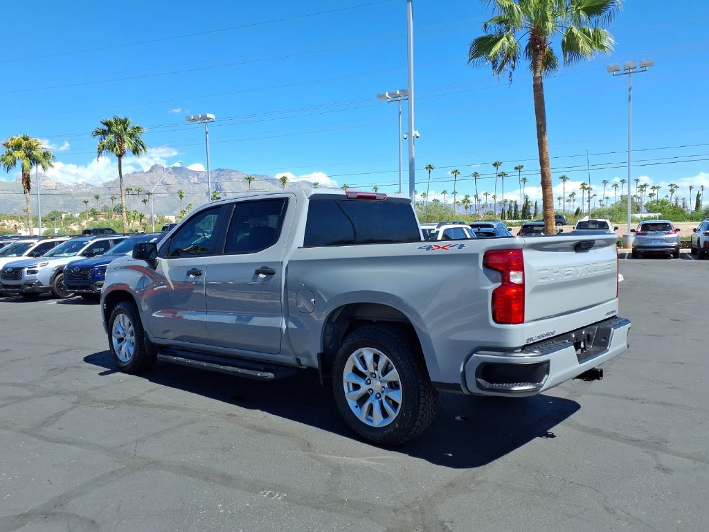 Used 2024 Chevrolet Silverado 1500 Custom AWD/4WD image 12