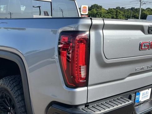 Used 2023 GMC Sierra 1500 AT4X AWD/4WD image 13