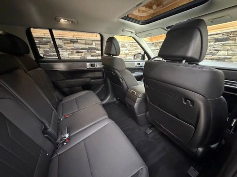 Used 2025 Hyundai Santa Fe XRT image 30