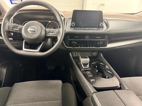Used 2023 Nissan Rogue SV FWD image 15
