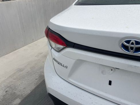 Used 2024 Toyota Corolla LE image 5