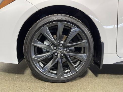 Certified 2025 Toyota Corolla SE image 11