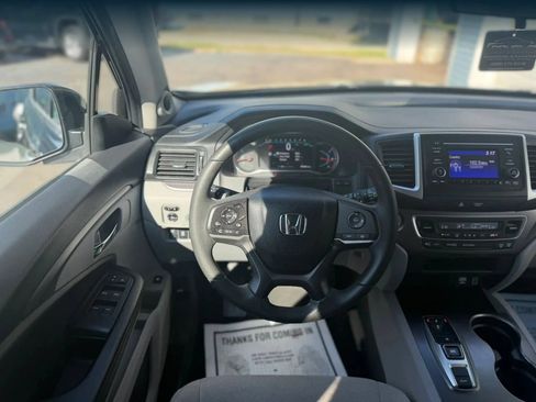 Used 2021 Honda Pilot LX image 17