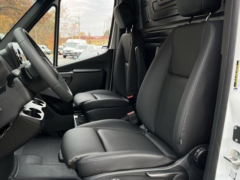 New 2026 Mercedes-Benz Sprinter 2500 image 11