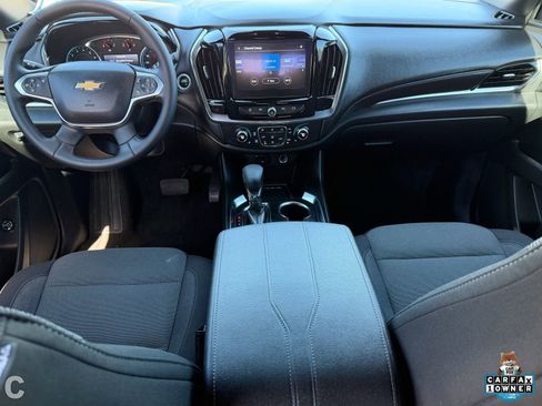 Certified 2023 Chevrolet Traverse LT FWD image 18