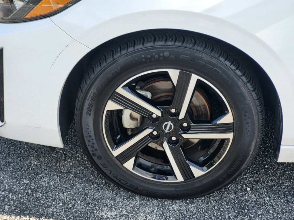 Used 2024 Nissan Sentra SV FWD image 8