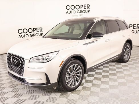 Used 2024 Lincoln Corsair Reserve w/ Equipment Group 201A image 11