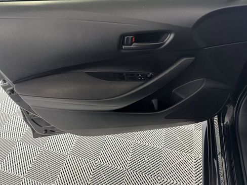 Used 2023 Toyota Corolla LE image 30