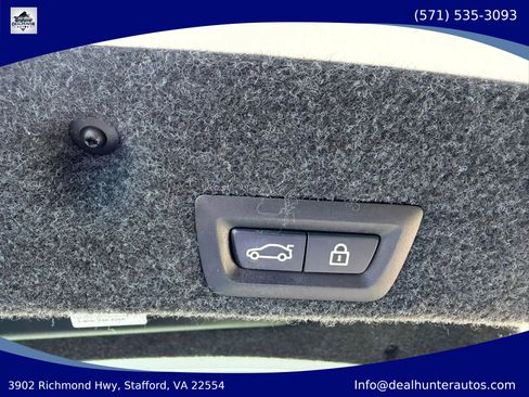 Used 2011 BMW 550i xDrive Sedan AWD/4WD image 11