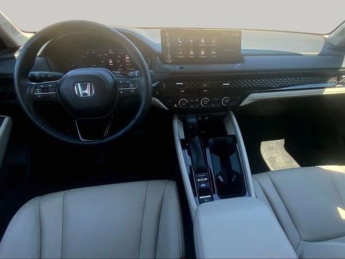 Used 2026 Honda Accord EX-L image 16