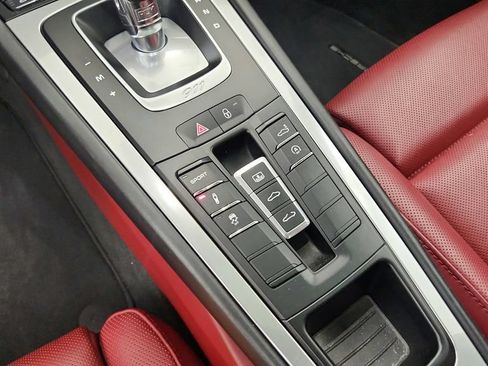 Used 2018 Porsche 911 Carrera S RWD image 36